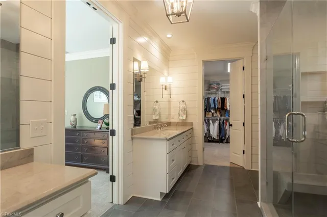 $585,000 | 105 Linden Lane, Lexington, NC 27292