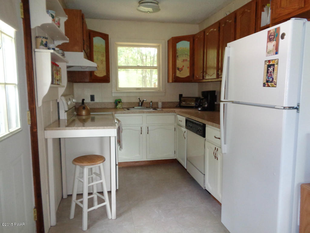 112 Mountain View Road Newfoundland, PA 18445 - Photo 24 of 35