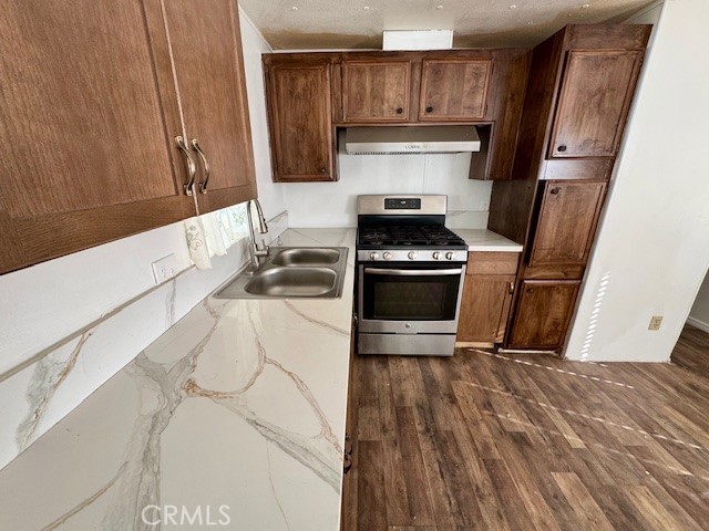 15798 Slover Avenue Fontana, CA 92337 - Photo 3 of 17