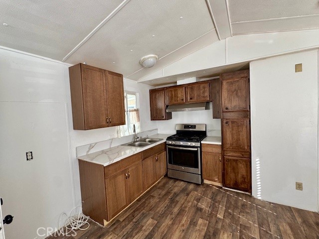 15798 Slover Avenue Fontana, CA 92337 - Photo 5 of 17