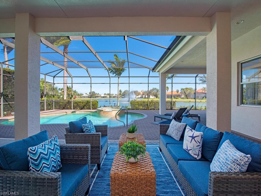 427 Terracina Way Naples, FL 34119 - Photo 4 of 17