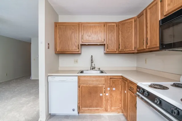 $185,800 | 170 East Hadley Road, Unit 87, Amherst, MA 01002