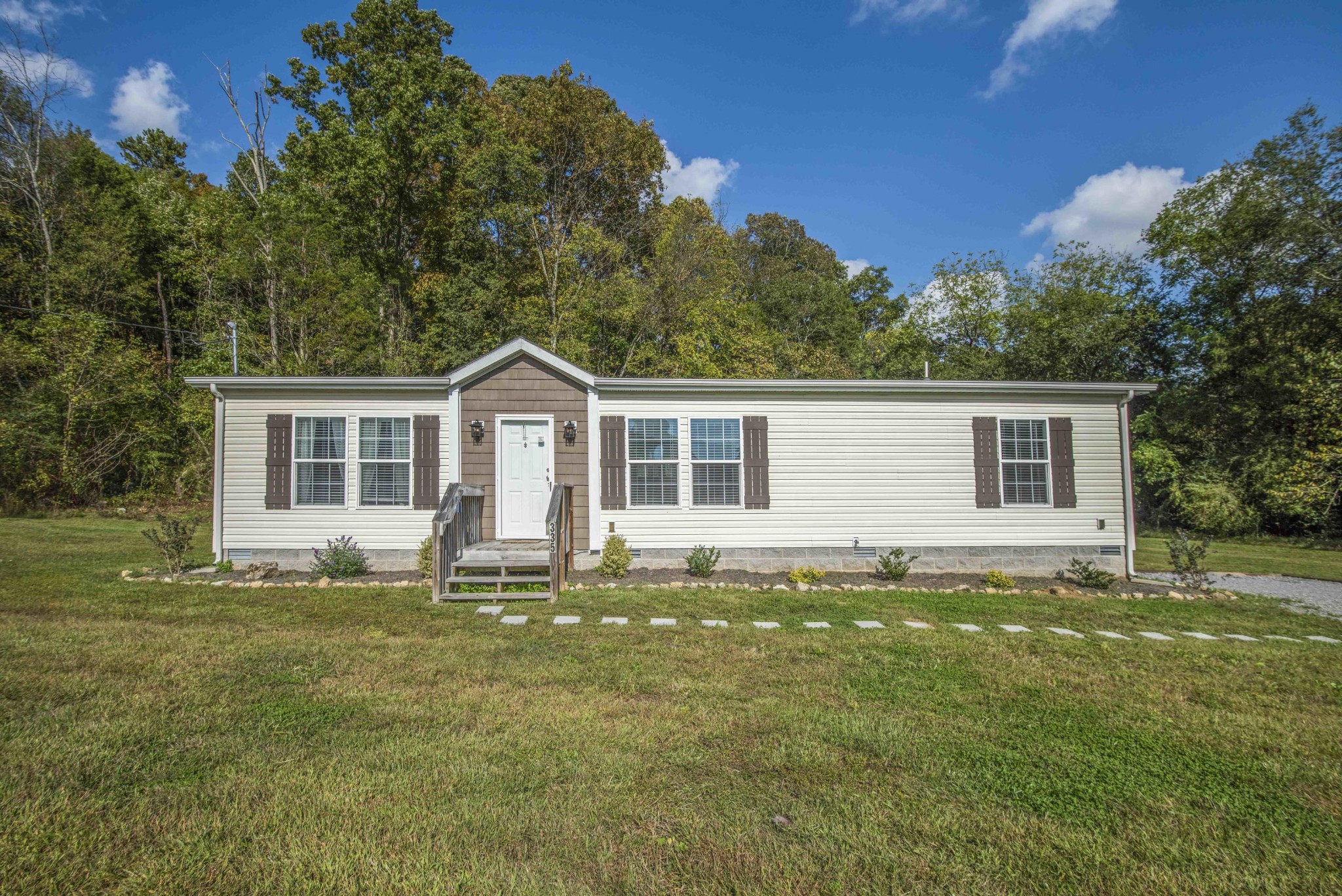 335 Howard Road Loudon, TN 37774 - Photo 1 of 37 Gallery Image 1