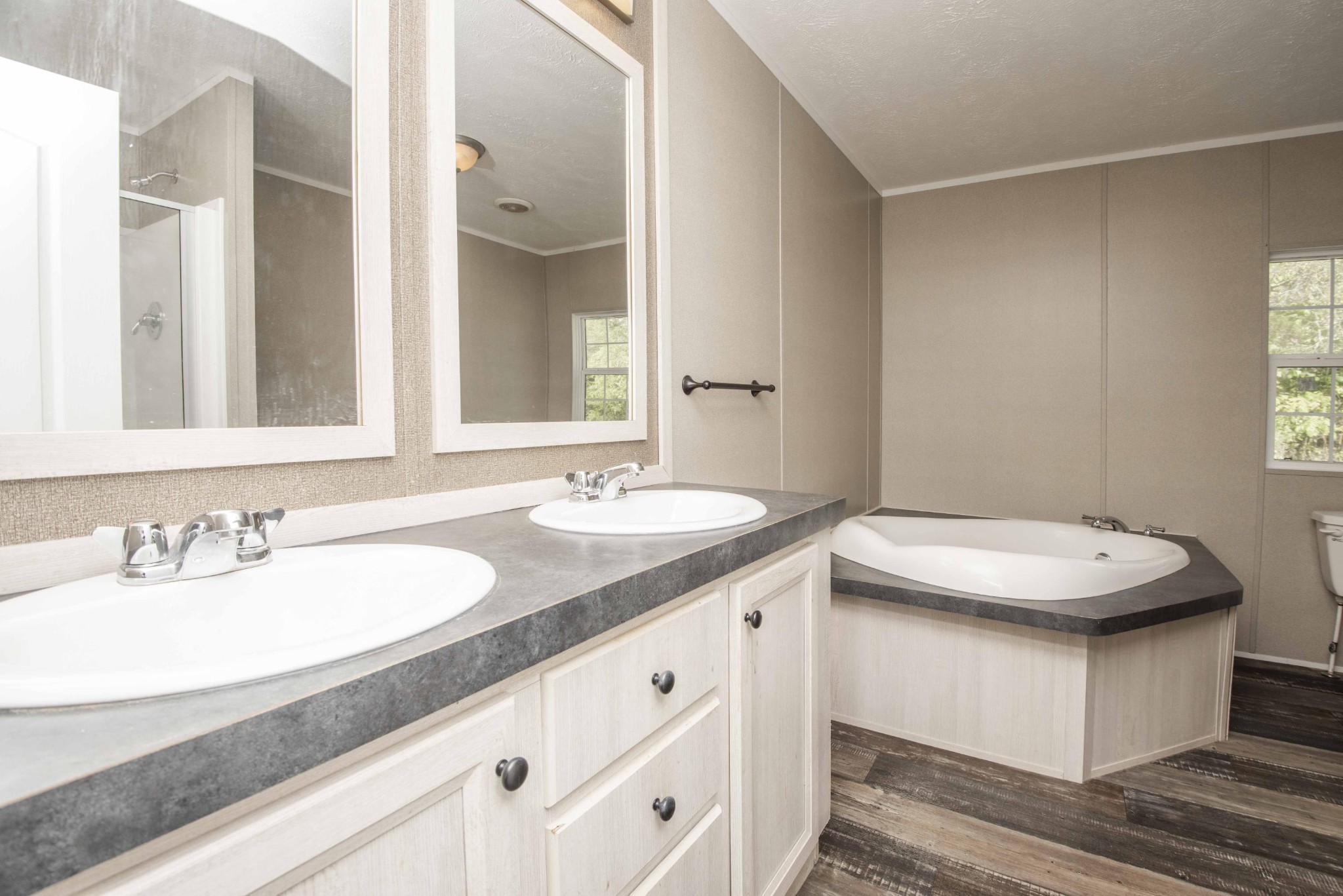 335 Howard Road Loudon, TN 37774 - Photo 18 of 37 Gallery Image 18