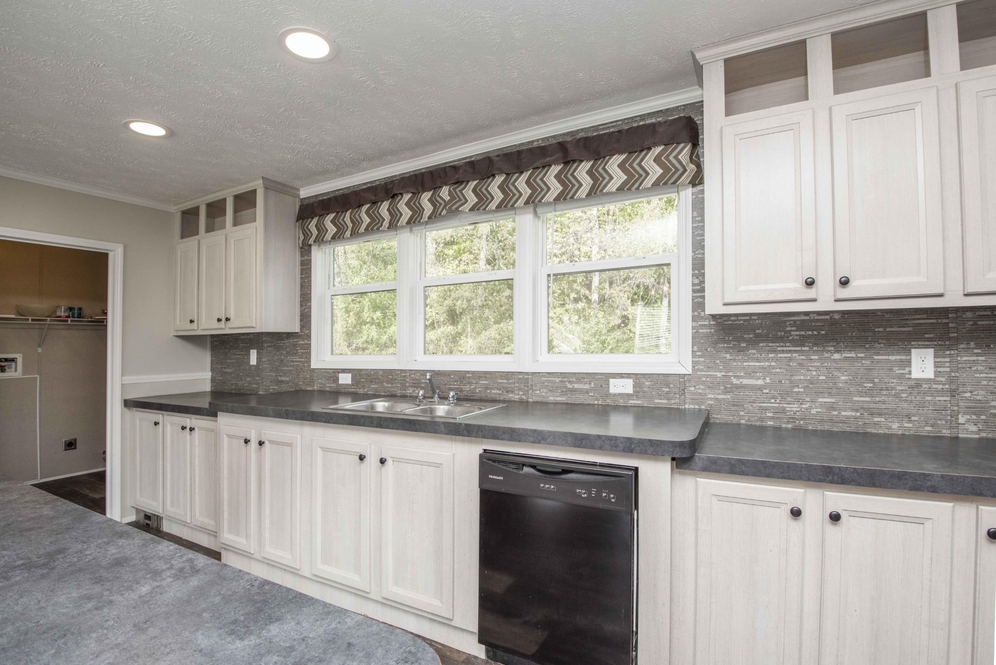 335 Howard Road Loudon, TN 37774 - Photo 10 of 37 Gallery Image 10