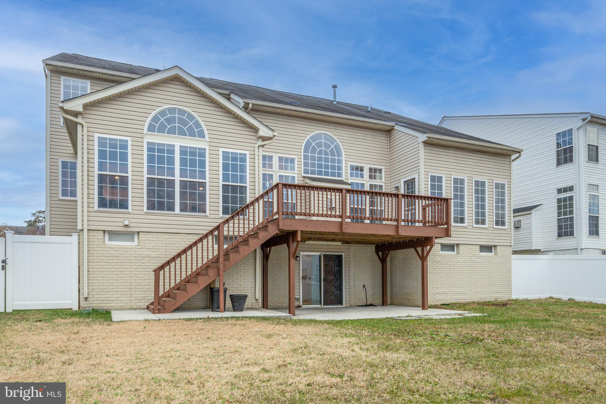 13220 Hampton Farm Lane Brandywine, MD 20613 - Photo 4 of 33 2nd level deck w/Patio Area
