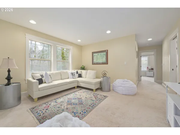 $799,900 | 1862 East 43rd Avenue, Eugene, OR 97405