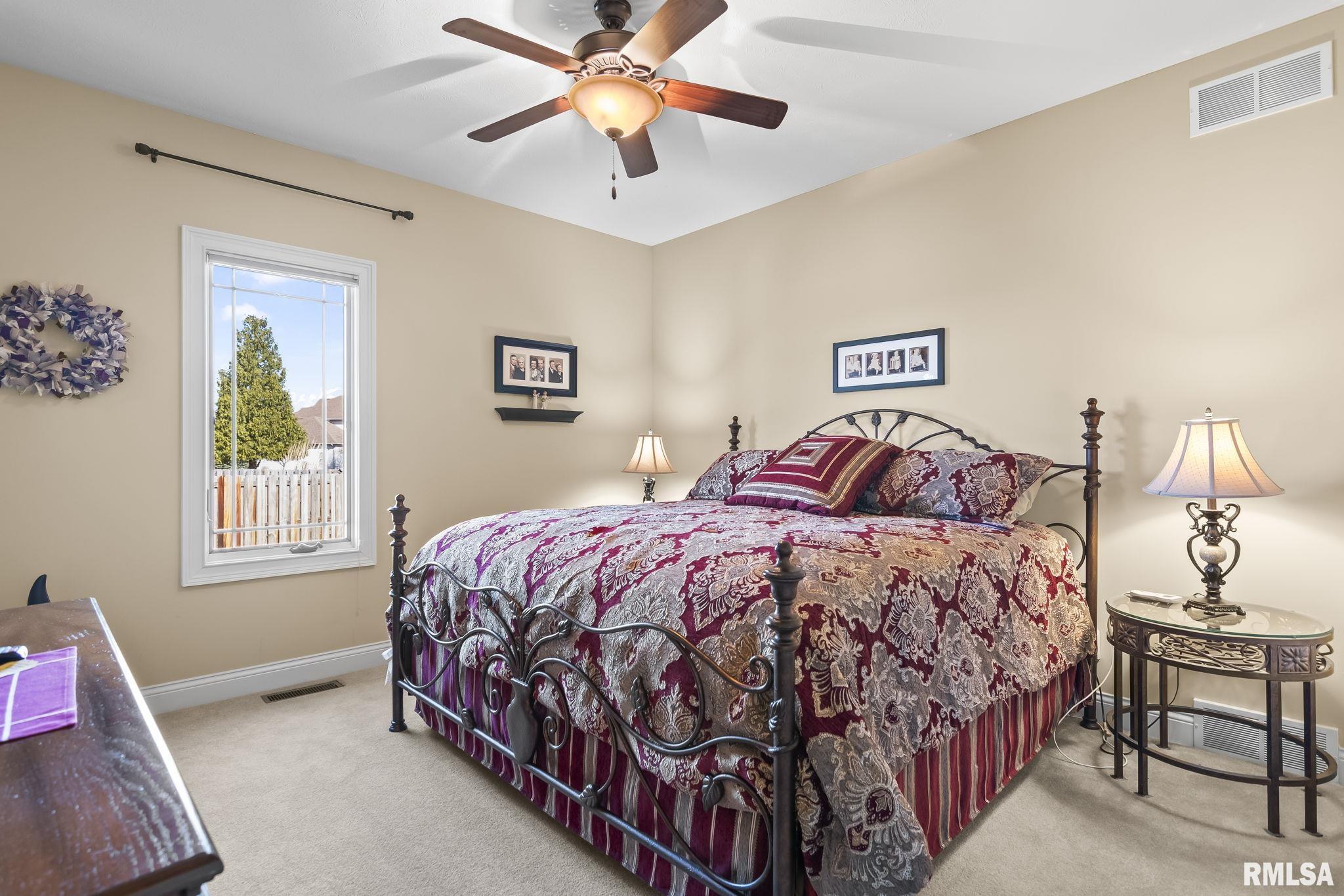 2104 Dubsdread Lane Springfield, IL 62711 - Photo 20 of 55