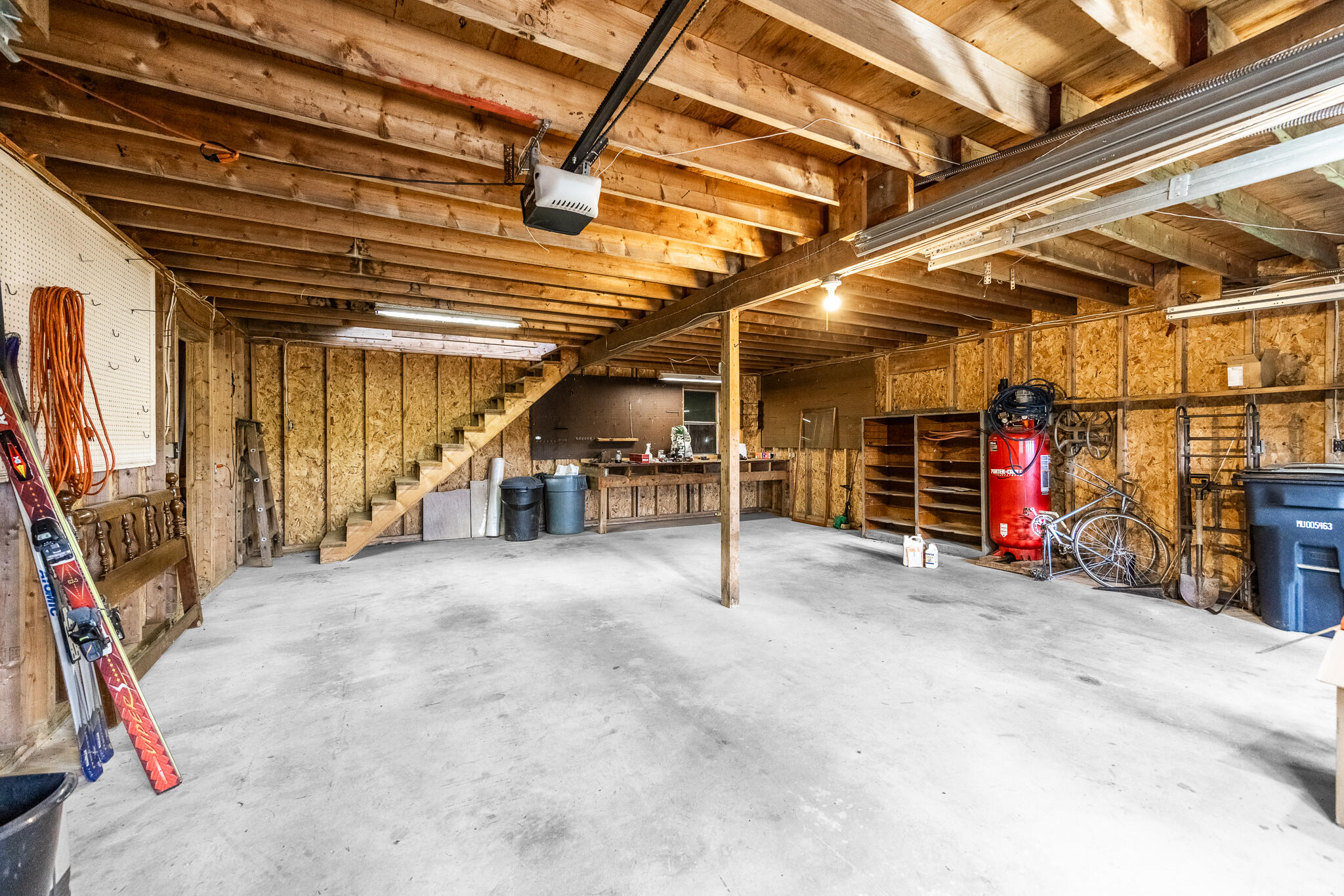 225 Annis Road Hermon, ME 04401 - Photo 33 of 35 Annis Rd Interiors-14