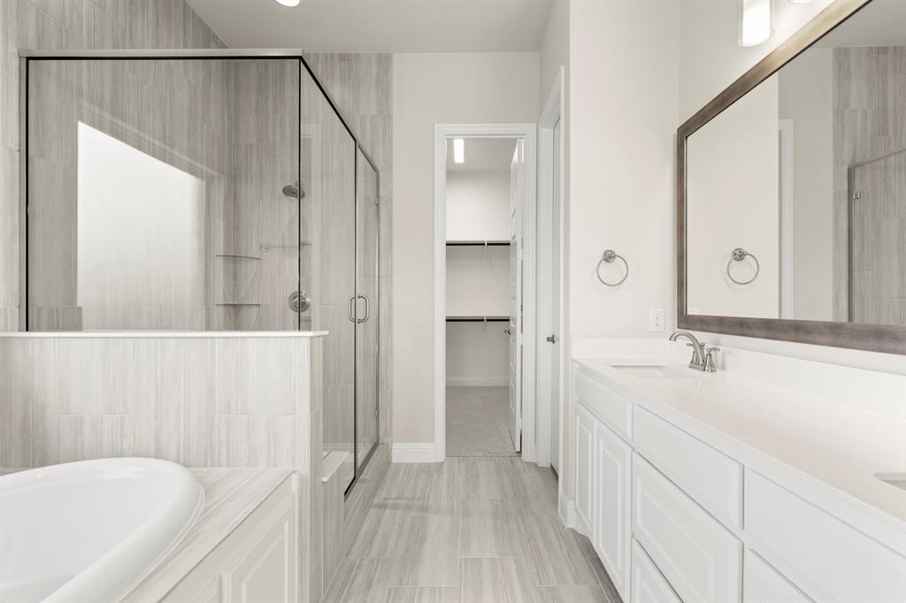 1424 Rio Grande Street Van Alstyne, TX 75495 - Photo 17 of 35 17. 1424 Rio Grande - Bath (2)