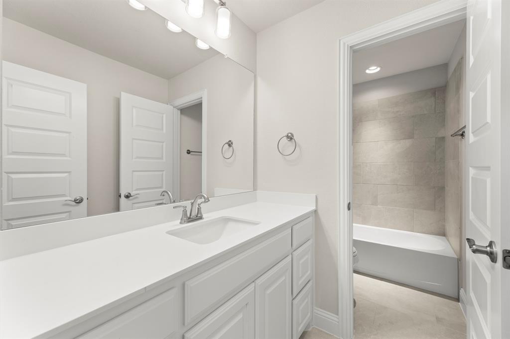 1424 Rio Grande Street Van Alstyne, TX 75495 - Photo 33 of 36 24. 1424 Rio Grande - 4TH Bath