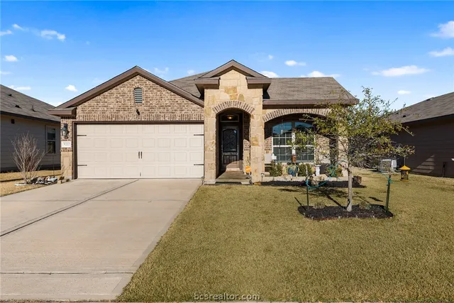 $280,000 | 5222 Montague Loop, Bryan, TX 77807