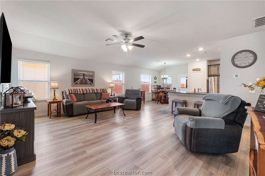 5222 Montague Loop Bryan, TX 77807 - Photo 2 of 26