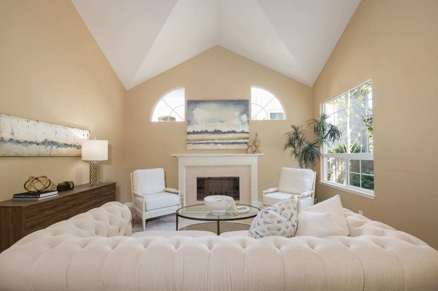 210 Turnberry Road Half Moon Bay, CA 94019 - Photo 8 of 39 Gallery Image 8