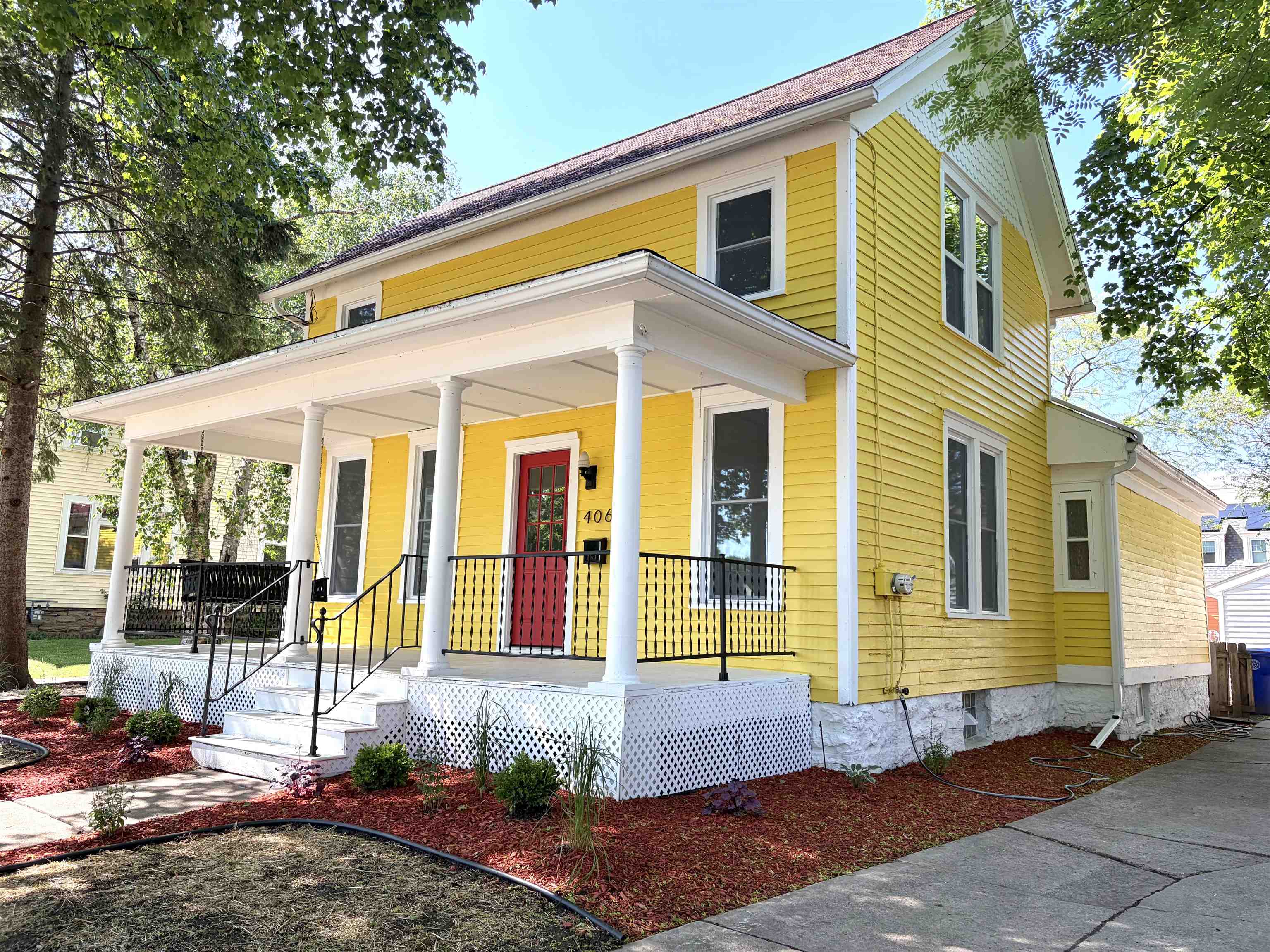 406 West 5th Street Appleton, WI 54911 - Photo 2 of 40