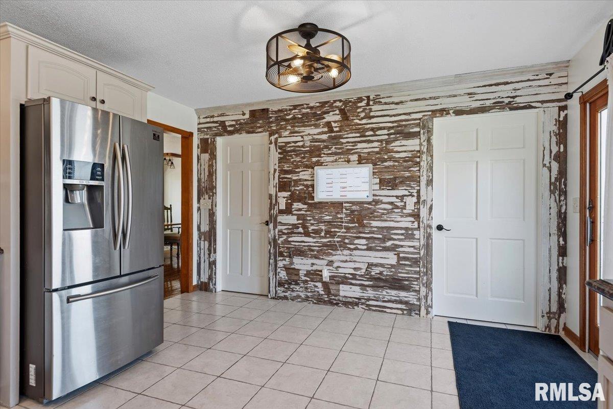 20205 North 20th Avenue Nokomis, IL 62075 - Photo 12 of 88