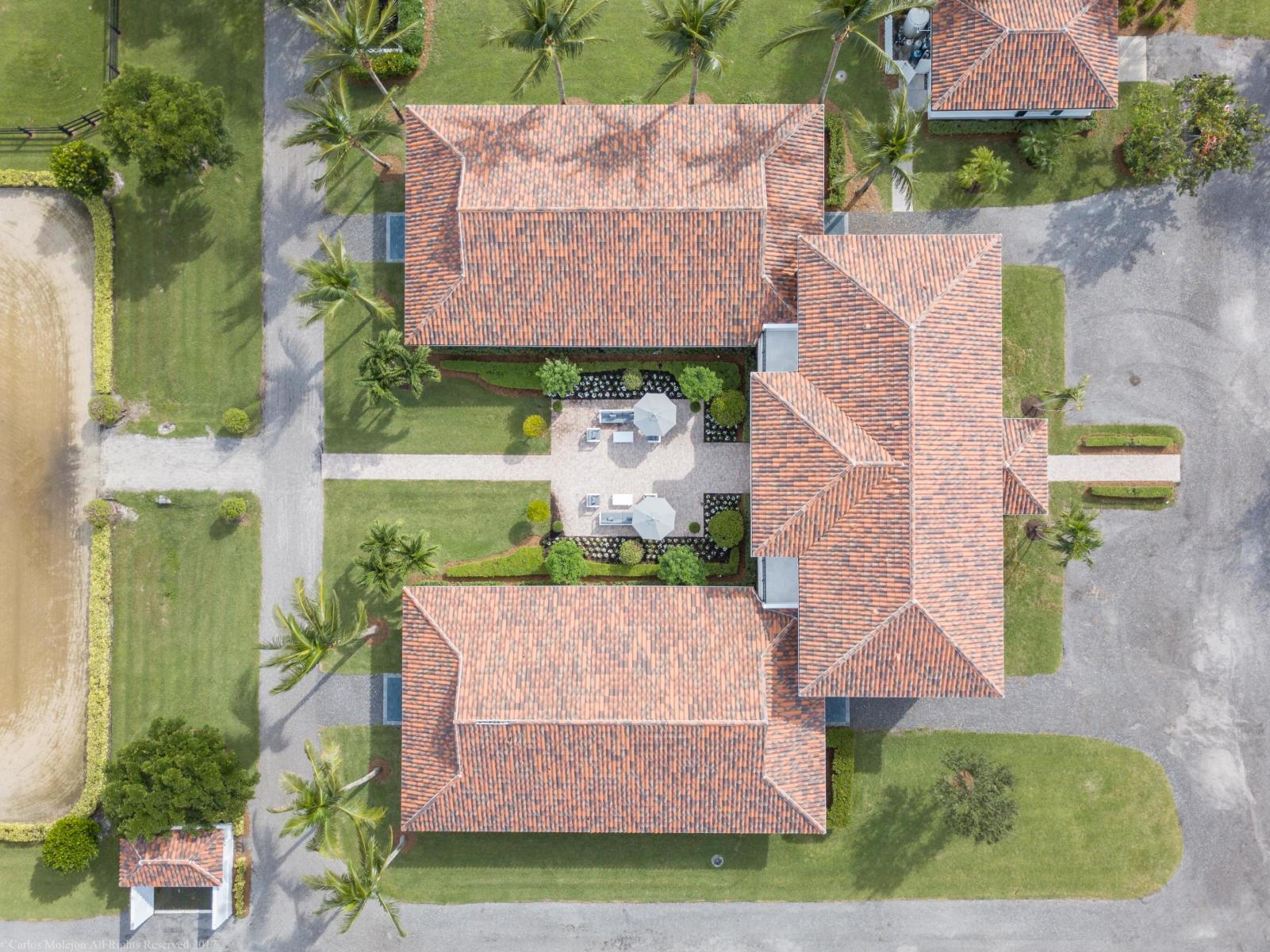 4700 Stables Way Wellington, FL 33414 - Photo 6 of 85 20171026193703484015000000-o