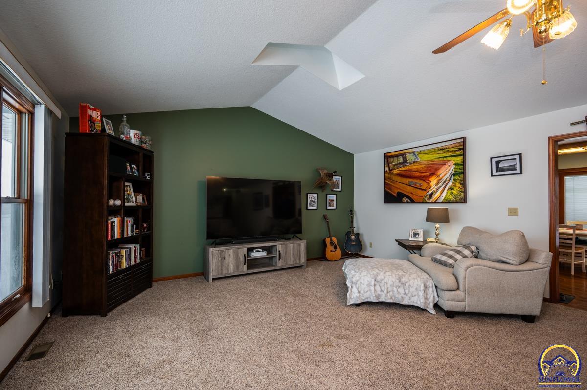 13223 Blue Mound Road Valley Falls, KS 66088 - Photo 12 of 43