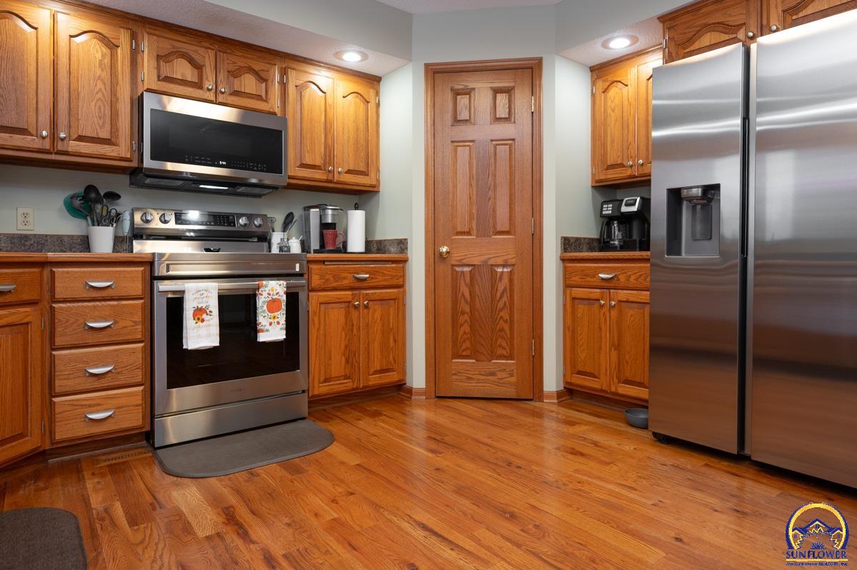 13223 Blue Mound Road Valley Falls, KS 66088 - Photo 16 of 43