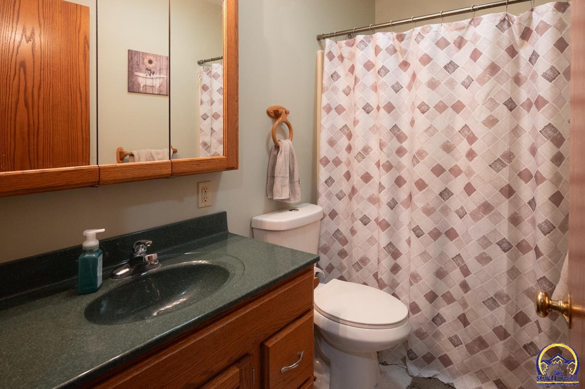 13223 Blue Mound Road Valley Falls, KS 66088 - Photo 20 of 43