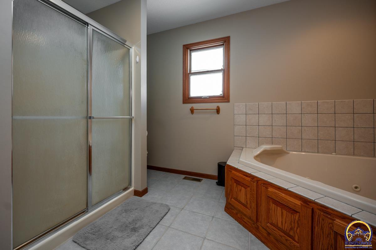 13223 Blue Mound Road Valley Falls, KS 66088 - Photo 25 of 43