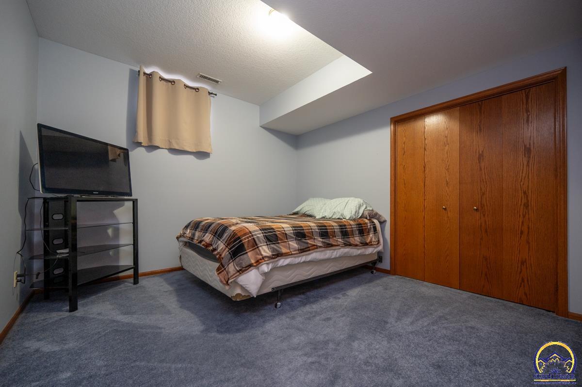 13223 Blue Mound Road Valley Falls, KS 66088 - Photo 31 of 43