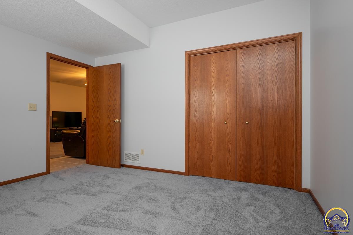 13223 Blue Mound Road Valley Falls, KS 66088 - Photo 34 of 43