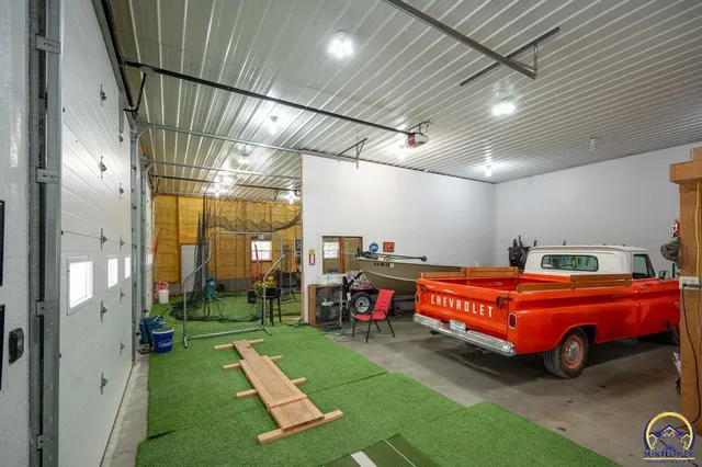 $499,900 | 13223 Blue Mound Road, Valley Falls, KS 66088