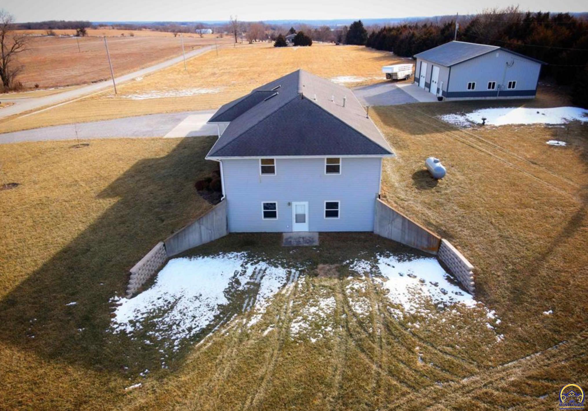 13223 Blue Mound Road Valley Falls, KS 66088 - Photo 4 of 43