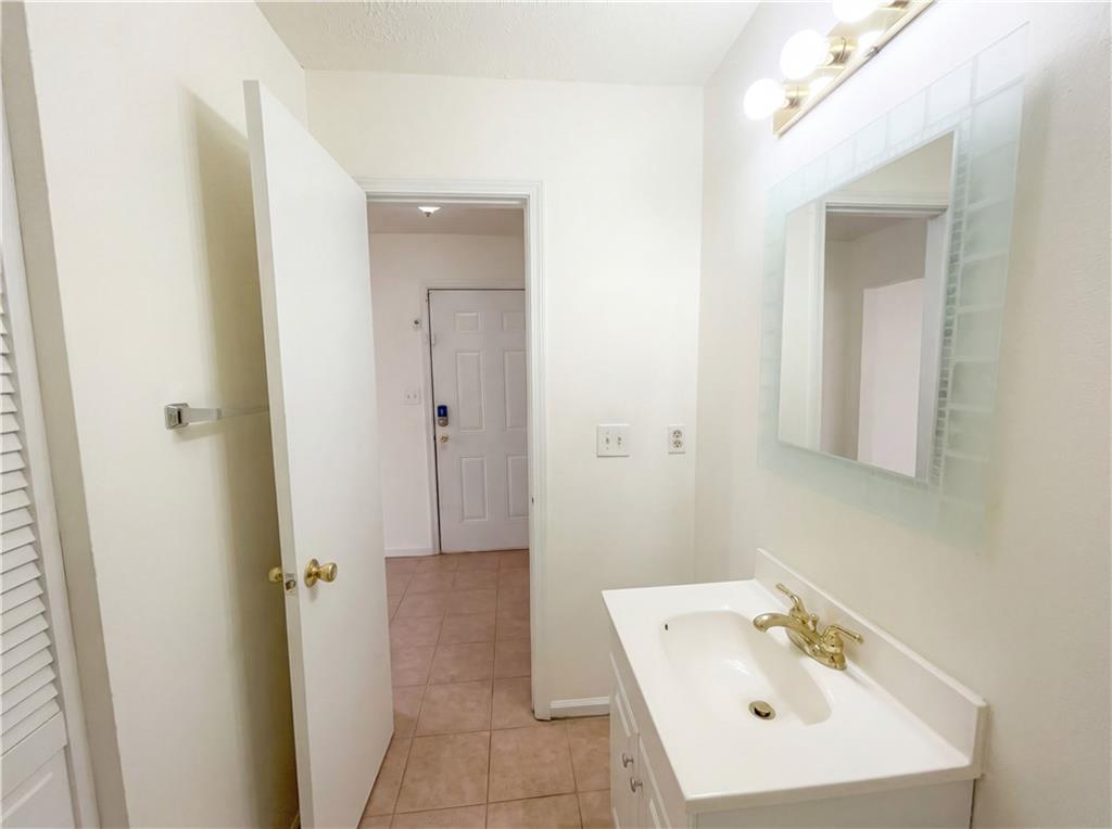 5328 Ridge Forest Drive Stone Mountain, GA 30083 - Photo 11 of 30