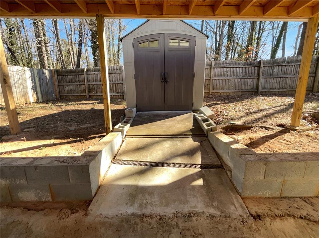 5328 Ridge Forest Drive Stone Mountain, GA 30083 - Photo 7 of 30