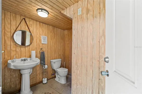 $449,900 | 1566 Indian Bay Road, Spring Hill, FL 34607