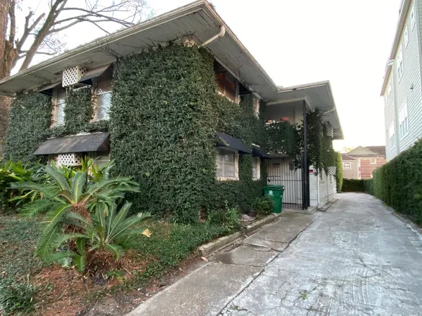 $900 | 1909 Colquitt Street, Unit 3, Houston, TX 77098
