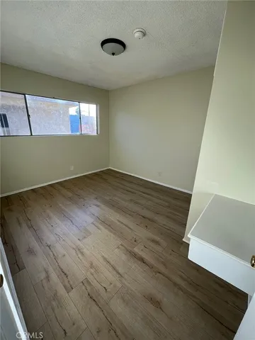 $1,695 | 14632 Erwin Street, Unit 7, Van Nuys, CA 91411