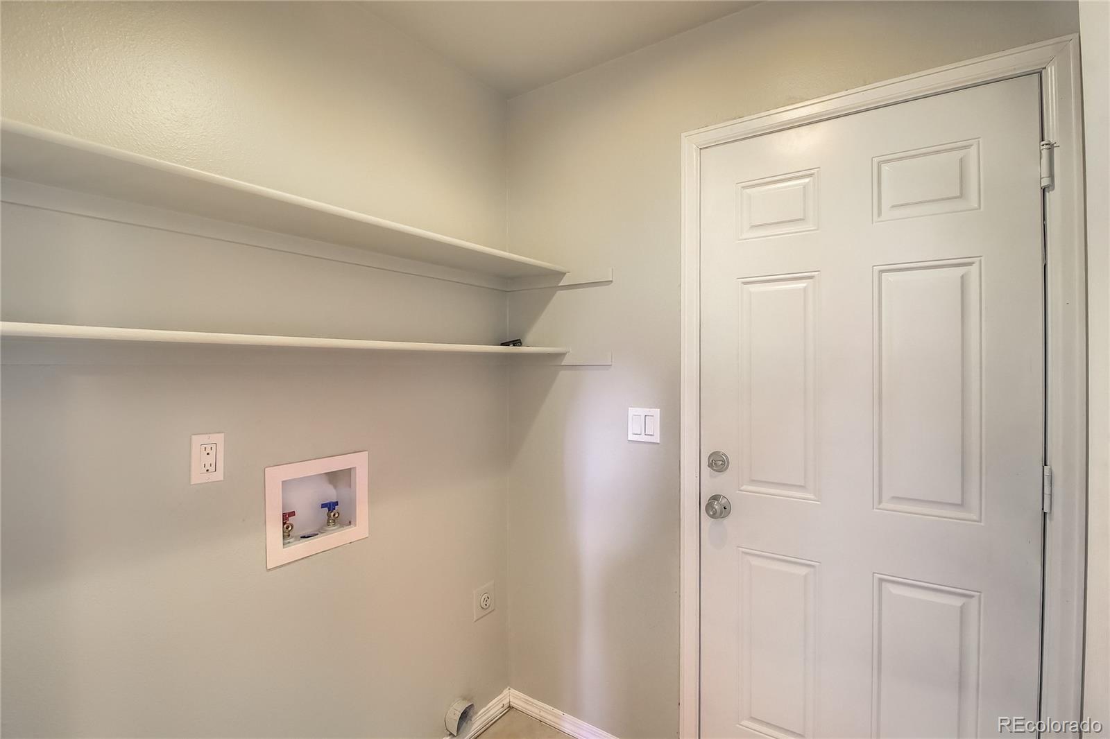 882 Thames Street Highlands Ranch, CO 80126 - Photo 30 of 35 Gallery Image 30
