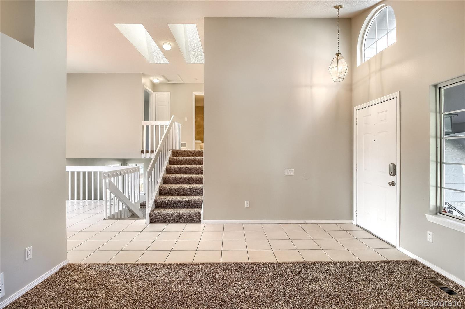 882 Thames Street Highlands Ranch, CO 80126 - Photo 8 of 35 Gallery Image 8