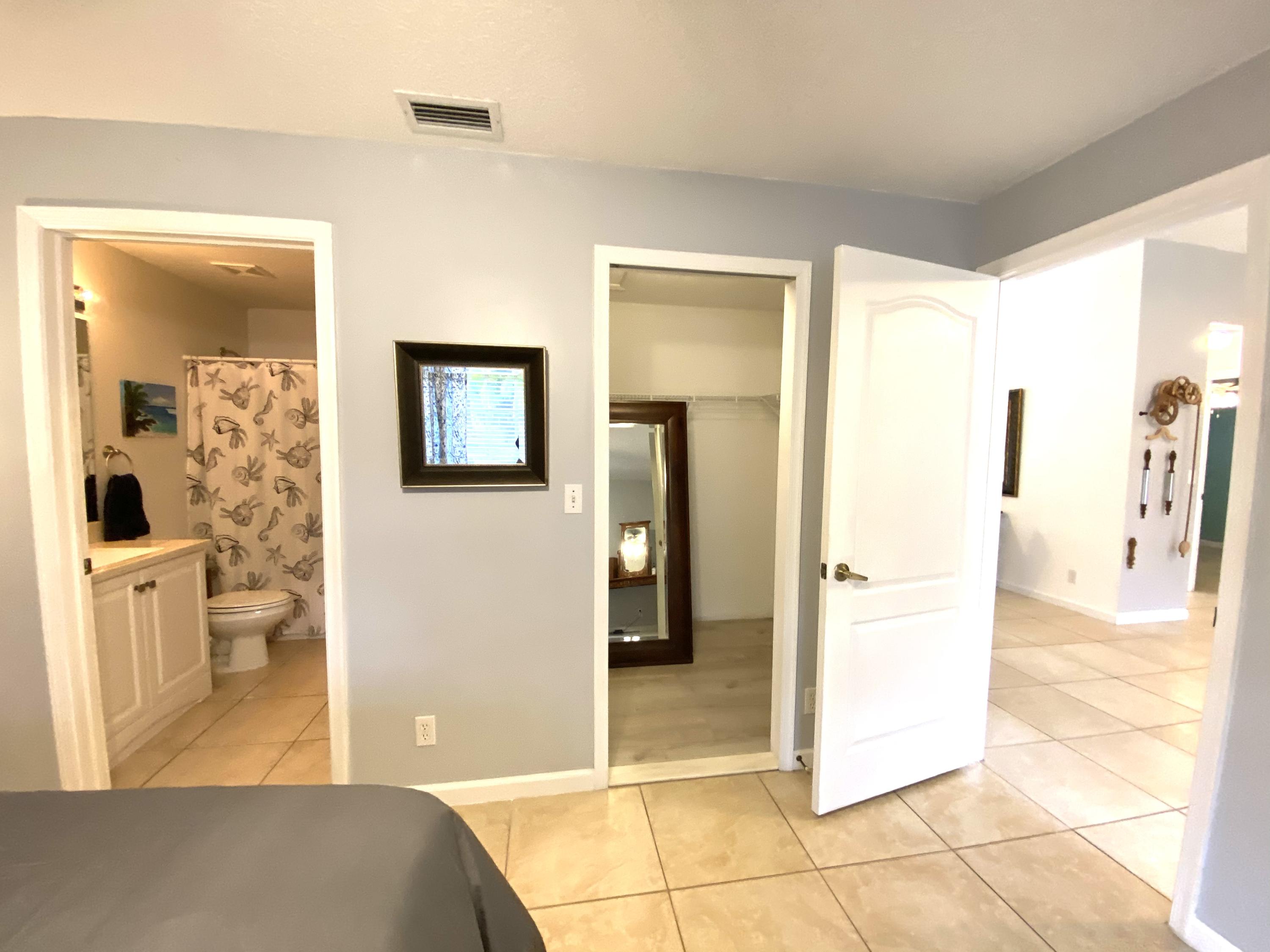 14705 76th Road North Loxahatchee, FL 33470 - Photo 59 of 99 0F4BC5A1-441E-4141-816D-3A01C1BB05A7