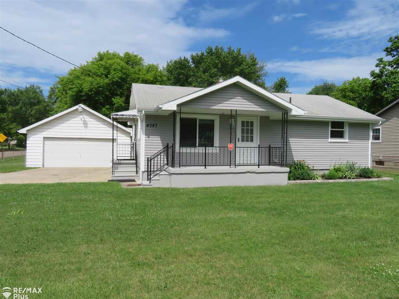 4387 North Genesee Road Flint, MI 48506 - Photo 1 of 22 50046617.JPG