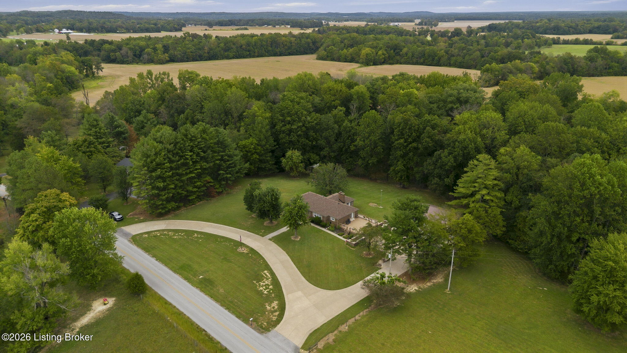 3408 Boiling Springs Road Bowling Green, KY 42101 - Photo 9 of 66 Circular Drive plus long drive to garage