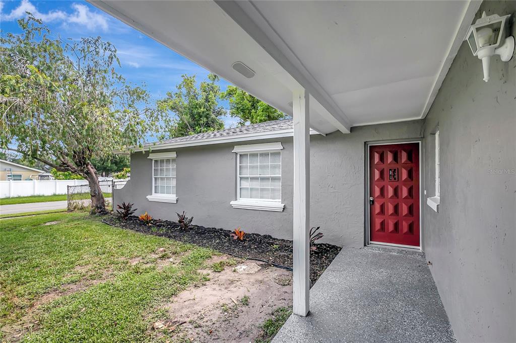 917 Winchester Court Brandon, FL 33510 - Photo 5 of 35