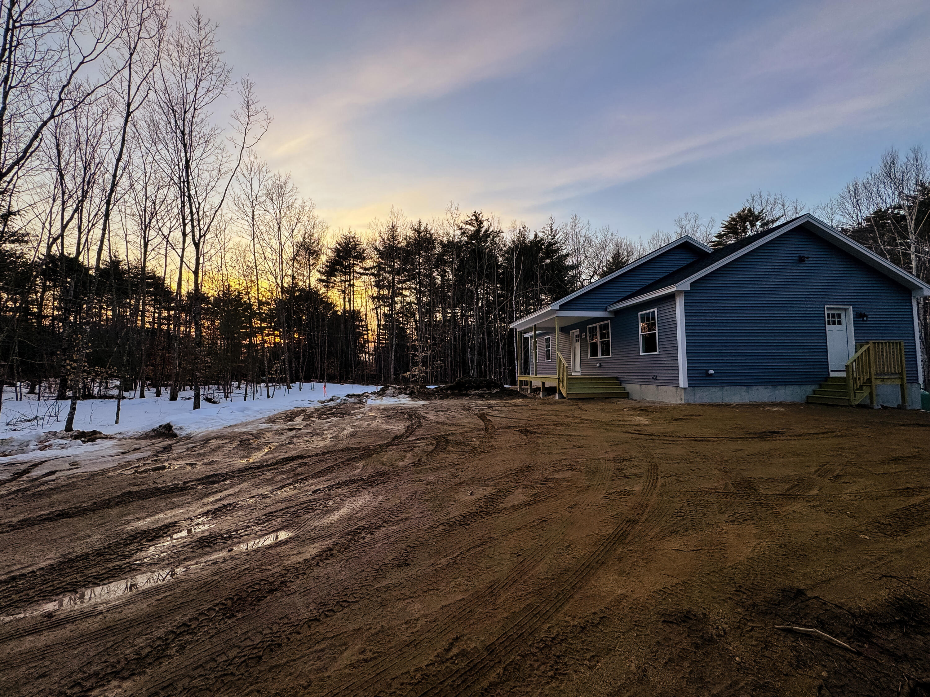 293 Sunset Road Sanford, ME 04083 - Photo 11 of 45 20240227-35