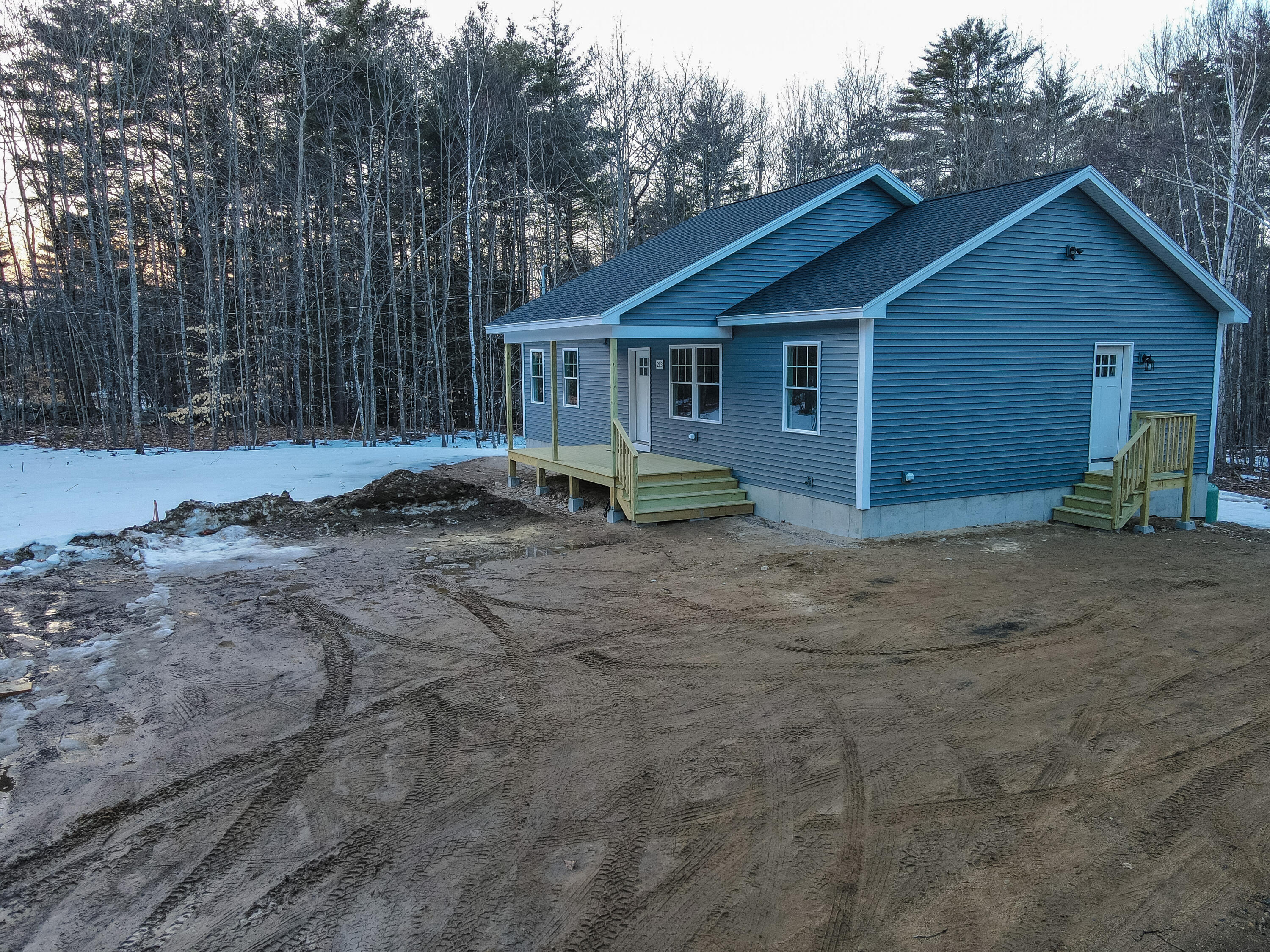 293 Sunset Road Sanford, ME 04083 - Photo 10 of 45 20240227-44
