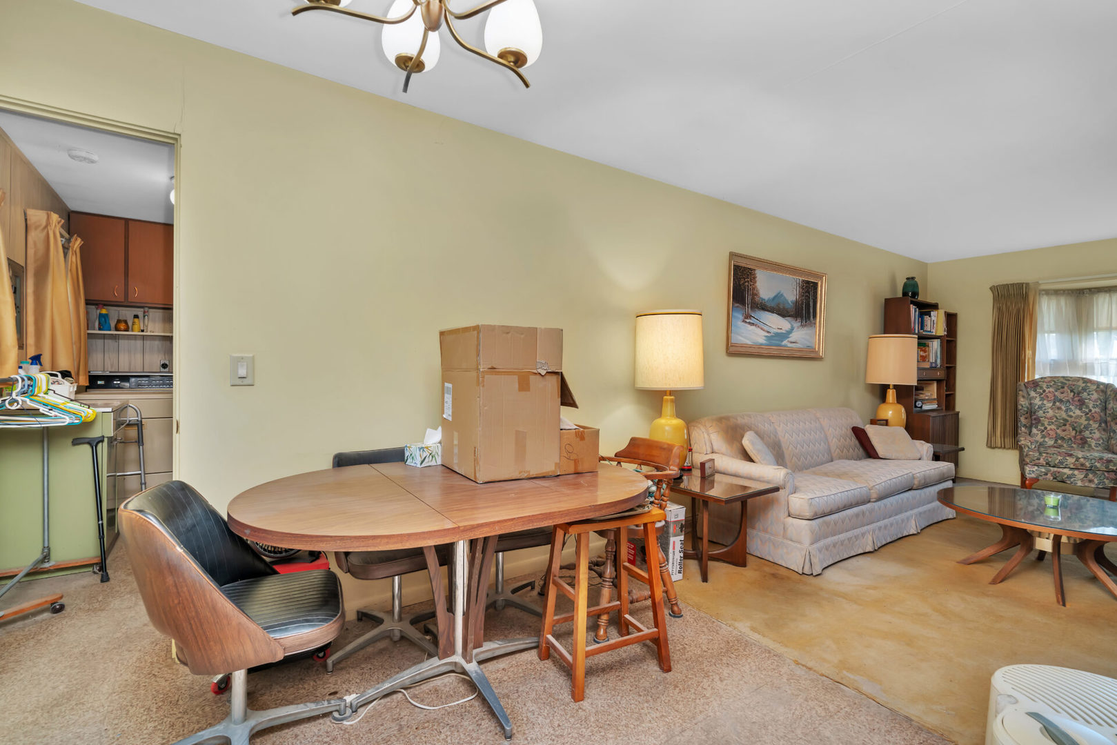 96 South Street Cary, IL 60013 - Photo 7 of 14 a living room with furniture and a table
