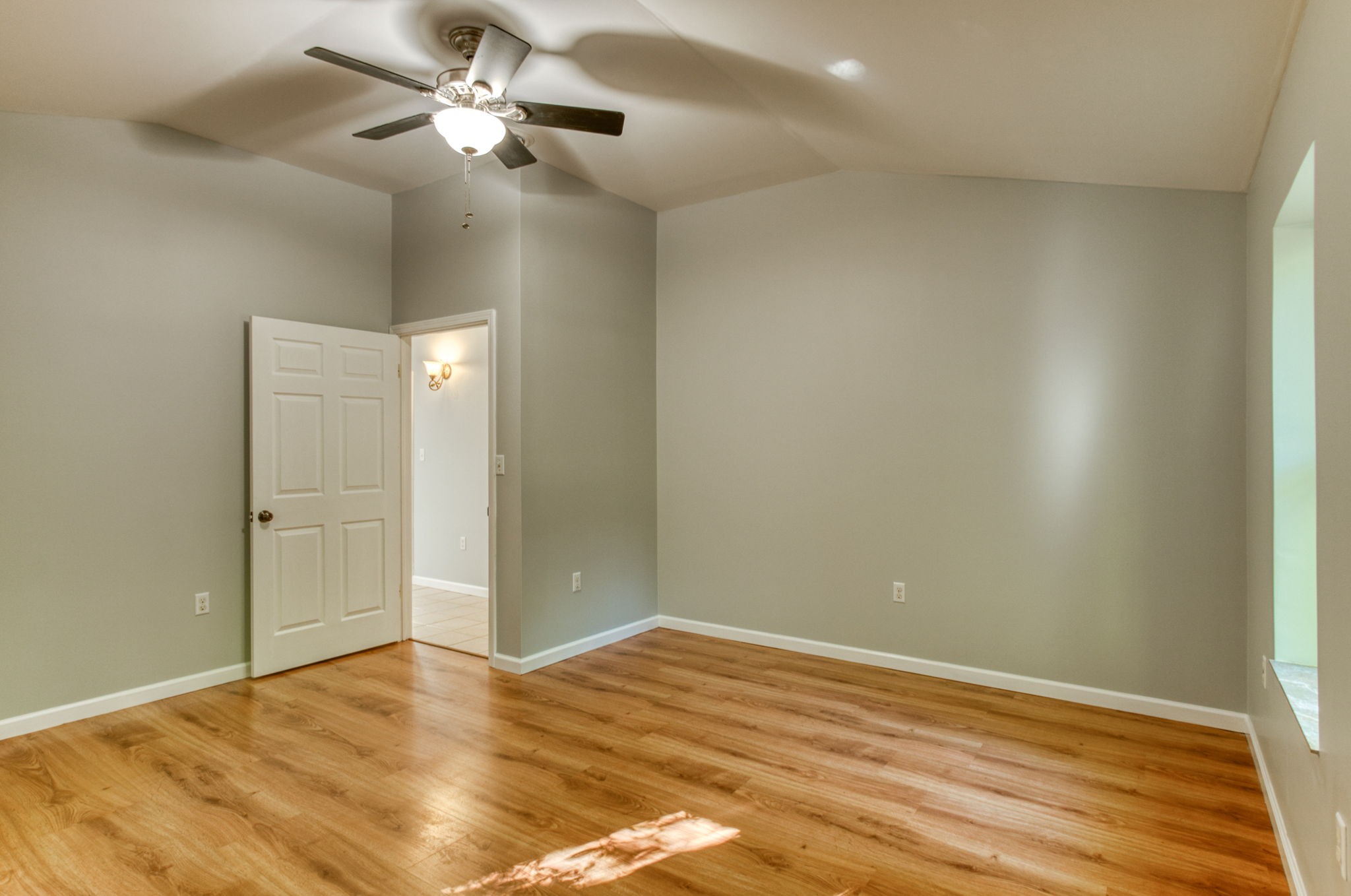 15755 Tucker Ridge Road Silver Point, TN 38582 - Photo 29 of 70 a view of empty room with wooden floor