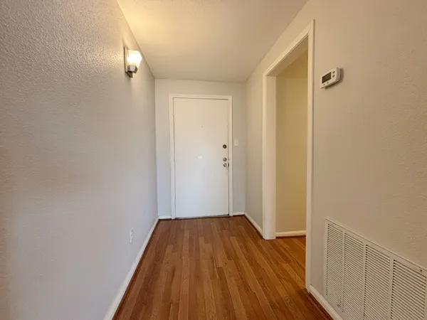 $1,525 | 2400 North Braeswood Boulevard, Unit 329, Houston, TX 77030