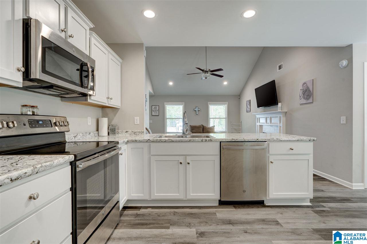 2606 Summit Park Road Odenville, AL 35120 - Photo 8 of 21