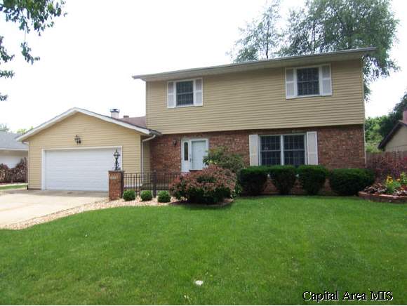 2820 Bemis Heights Springfield, IL 62704 - Photo 1 of 9 Gallery Image 1