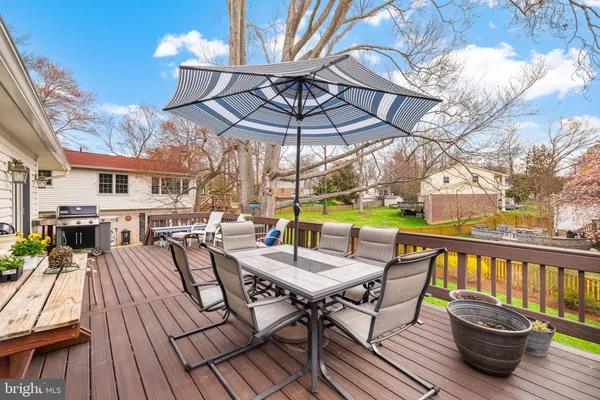 $814,950 | 6964 Conservation Drive, Springfield, VA 22153