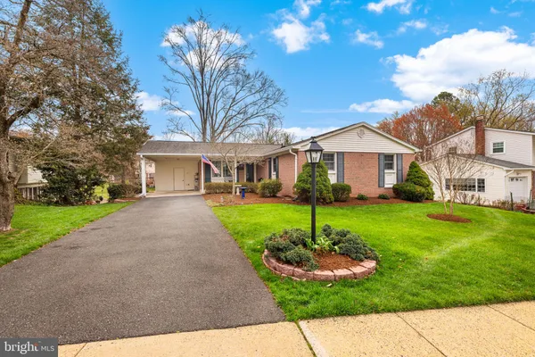 $814,950 | 6964 Conservation Drive, Springfield, VA 22153