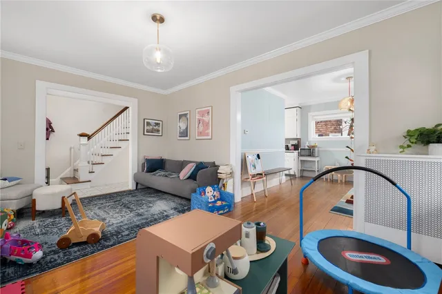 $5,500 | 422 Wayland Avenue, Providence, RI 02906